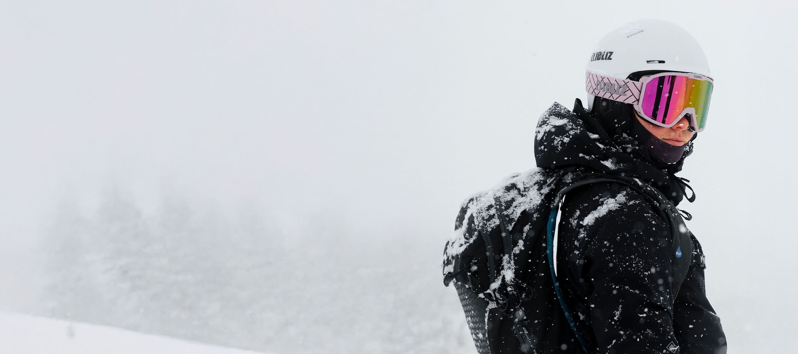 Sei dem Schnee einen Schritt voraus-Rüste jetzt dein Winter-Set mit professionellen Brillen aus, die für wechselhaftes Wetter entwickelt wurden. Sei bereit, bevor die ersten Flocken fallen.