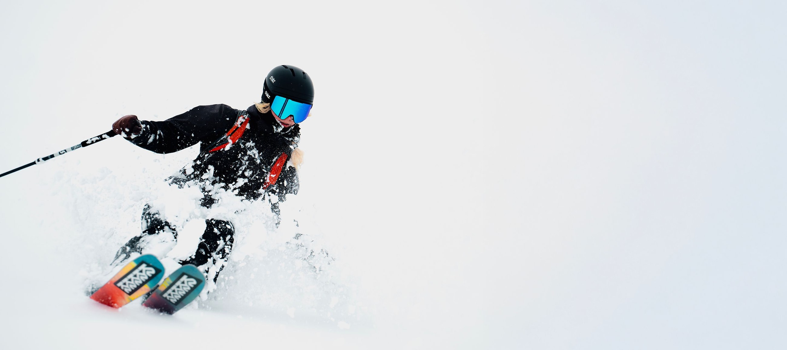 El regalo definitivo para la vida en las pistas-Las gafas Bliz ofrecen una visión y comodidad de nivel profesional desde el primer remonte hasta la última bajada, hechas para quienes viven para la montaña.