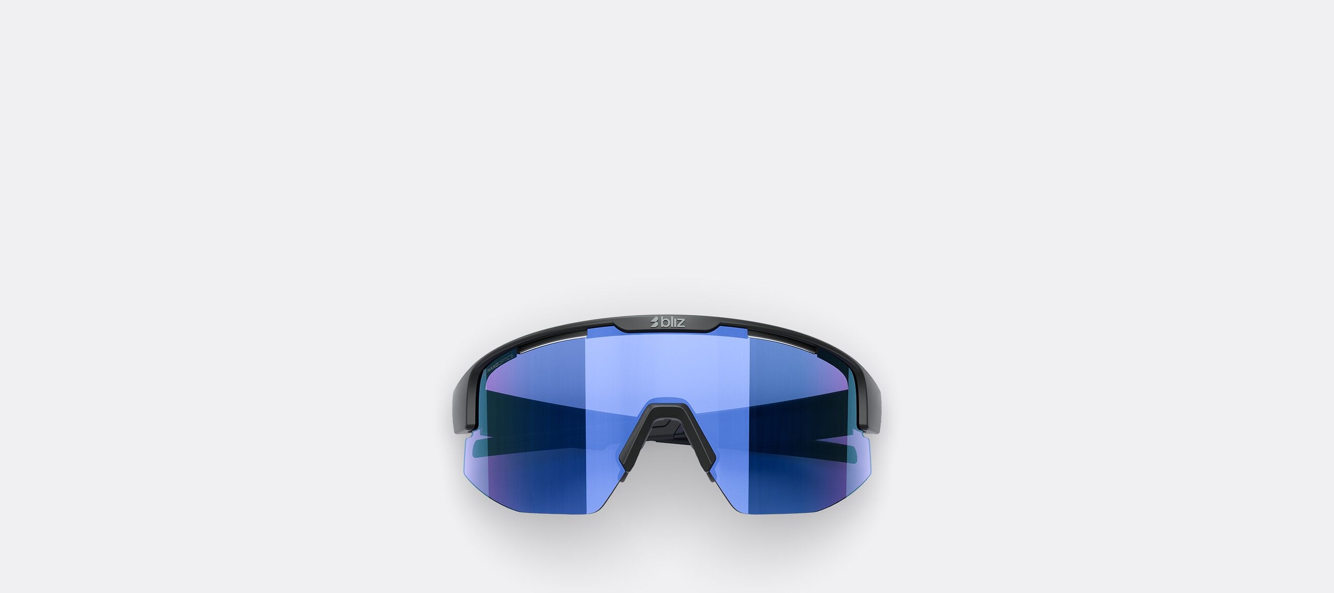 Photochromic-The Nano Optics Photochromic lenses adapt seamlessly to changing light conditions, automatically adjusting from lighter to darker tones. This ensures optimal vision and protection, whether you’re navigating cloudy skies or bright sunlight. Adaptive light adjustment - Adjusts from filter category 1-3 - Integrated anti-fog treatment Minimal optical distortion - Hydrophobic coating - Impact resistent - 100% UV protection - Polycarbonate lens material